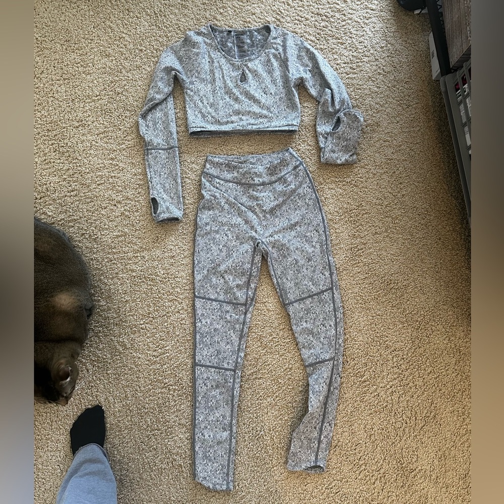Grey Gymshark Fit Fleur Texture Set